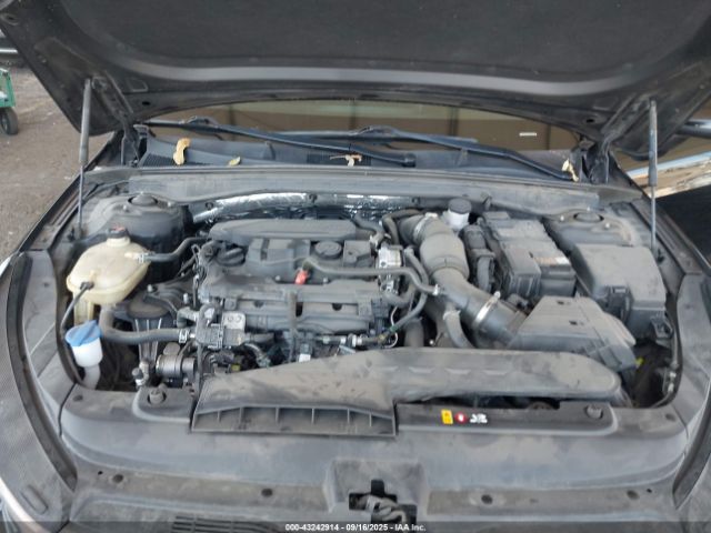 Kia K5 Gt-line Image 8