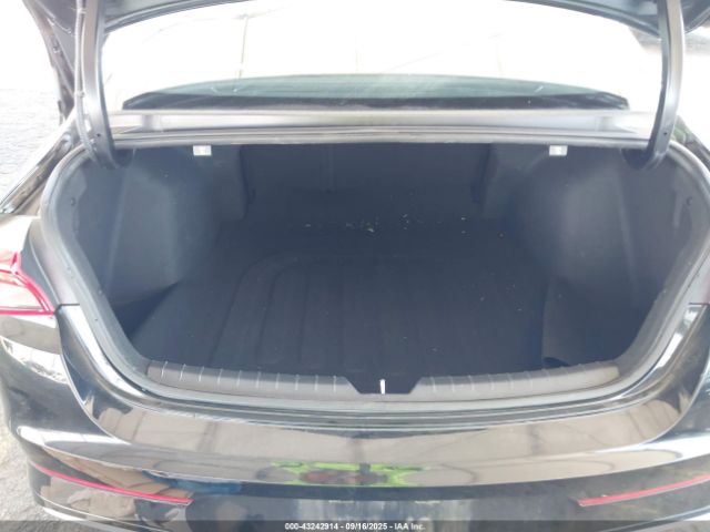 Kia K5 Gt-line Image 7