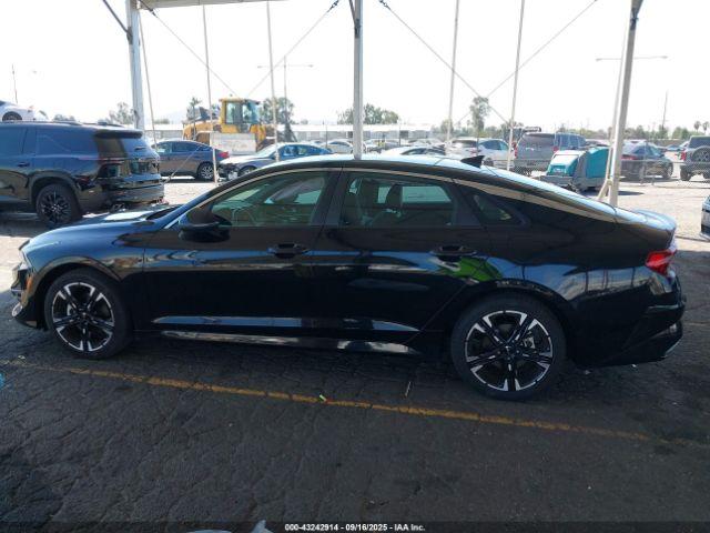 Kia K5 Gt-line Image 11