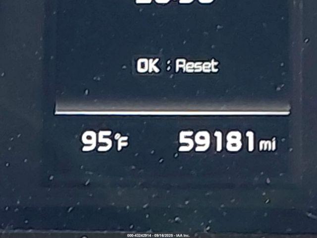 Kia K5 Gt-line Image 14