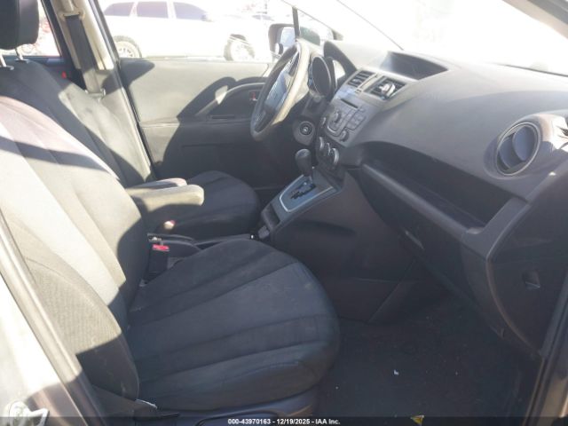 Mazda Mazda5 Sport Image 16