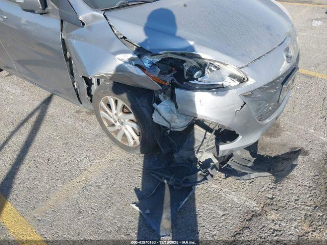 Mazda Mazda5 Sport Image 6