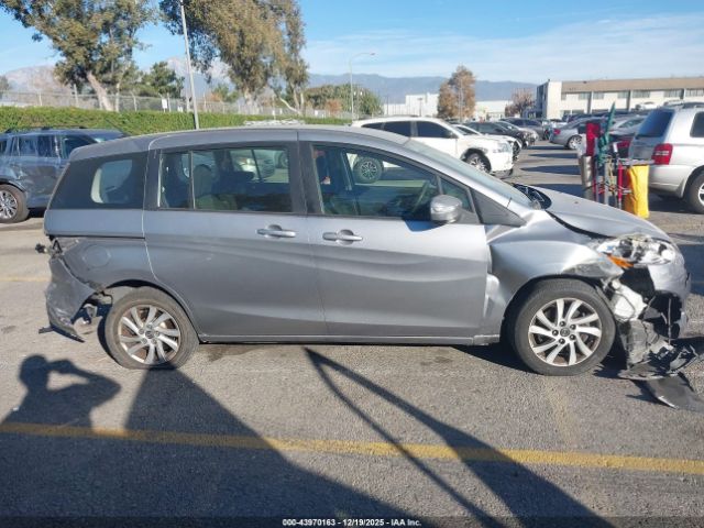 Mazda Mazda5 Sport Image 4