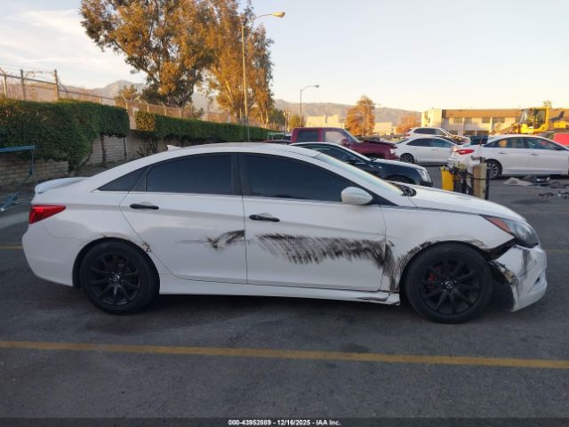 Hyundai SONATA Se 2.0t Image 16