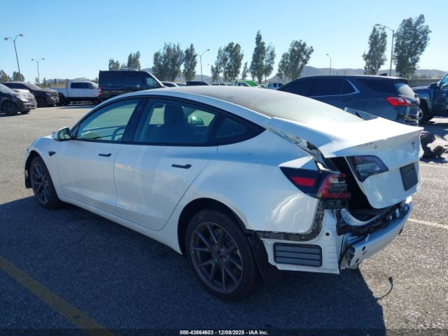 Tesla Model 3 Rear-wheel Drive Image 9