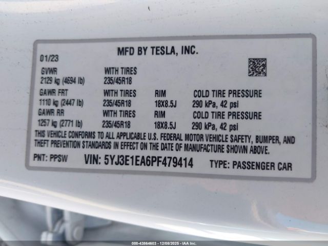 Tesla Model 3 Rear-wheel Drive Image 8