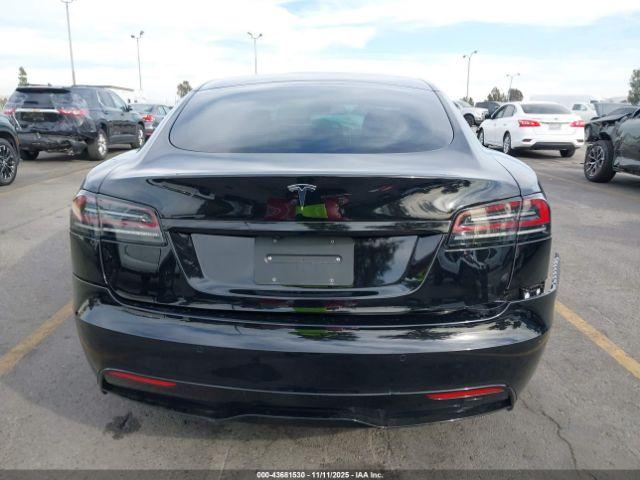 Tesla Model S Dual Motor All-wheel Drive Image 9