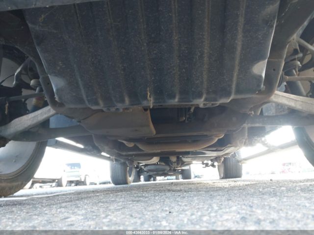 Cadillac Escalade Standard Image 10