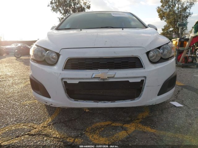 Chevrolet Sonic 1lt Image 3
