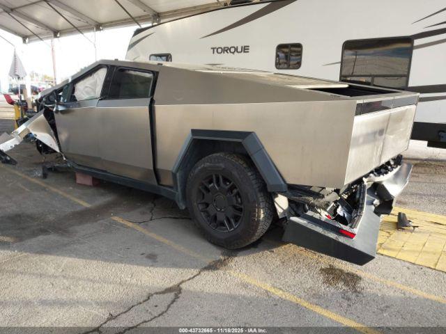 Tesla Cybertruck All-wheel Drive Image 13