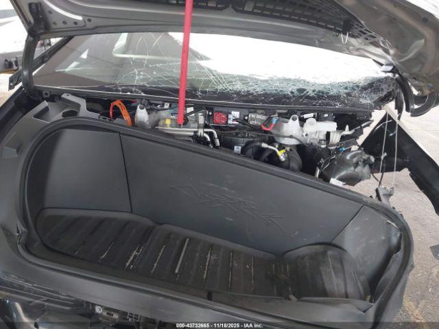 Tesla Cybertruck All-wheel Drive Image 10